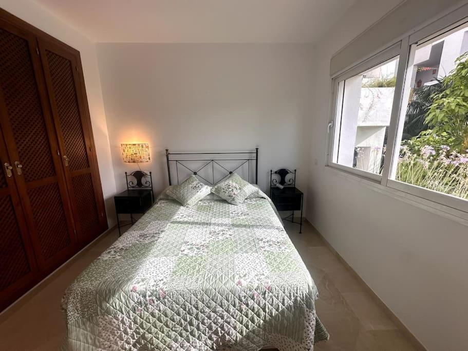 Costalita Beach Apartamento En Estepona Zewnętrze zdjęcie
