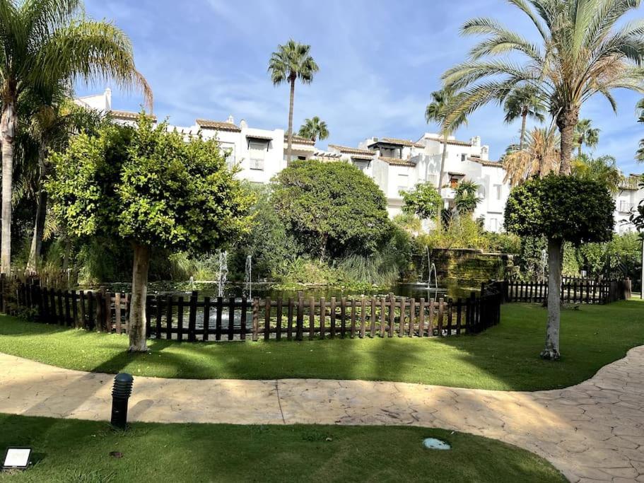 Costalita Beach Apartamento En Estepona Zewnętrze zdjęcie