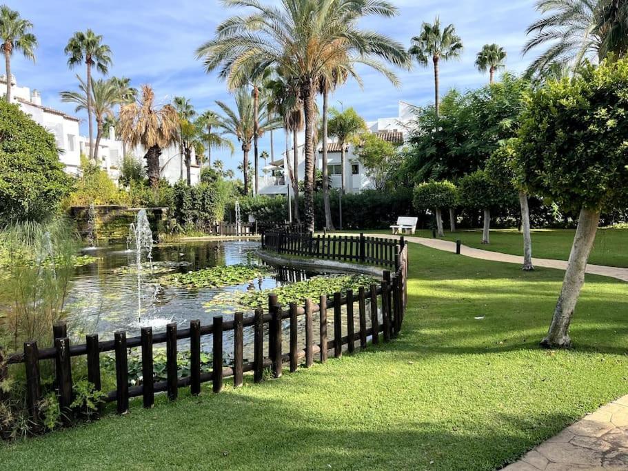 Costalita Beach Apartamento En Estepona Zewnętrze zdjęcie